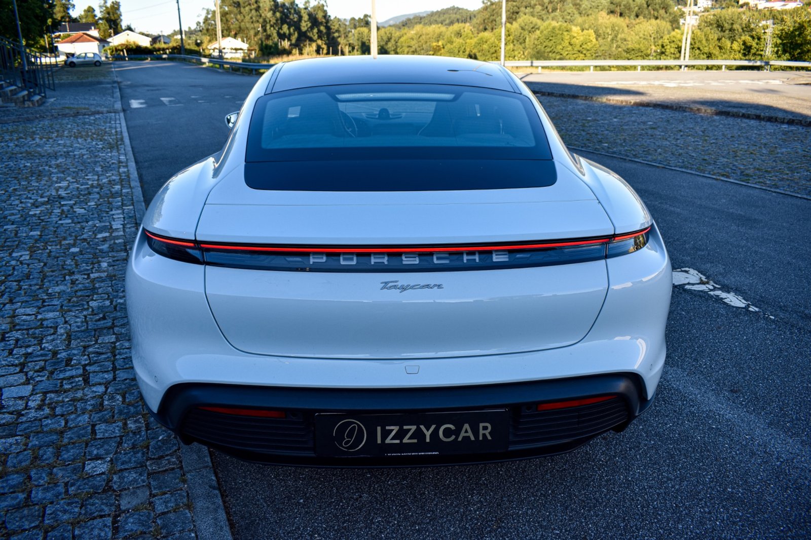 Porsche Taycan 9