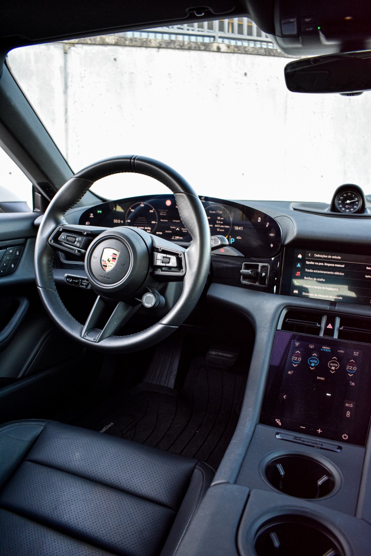 Porsche Taycan 17