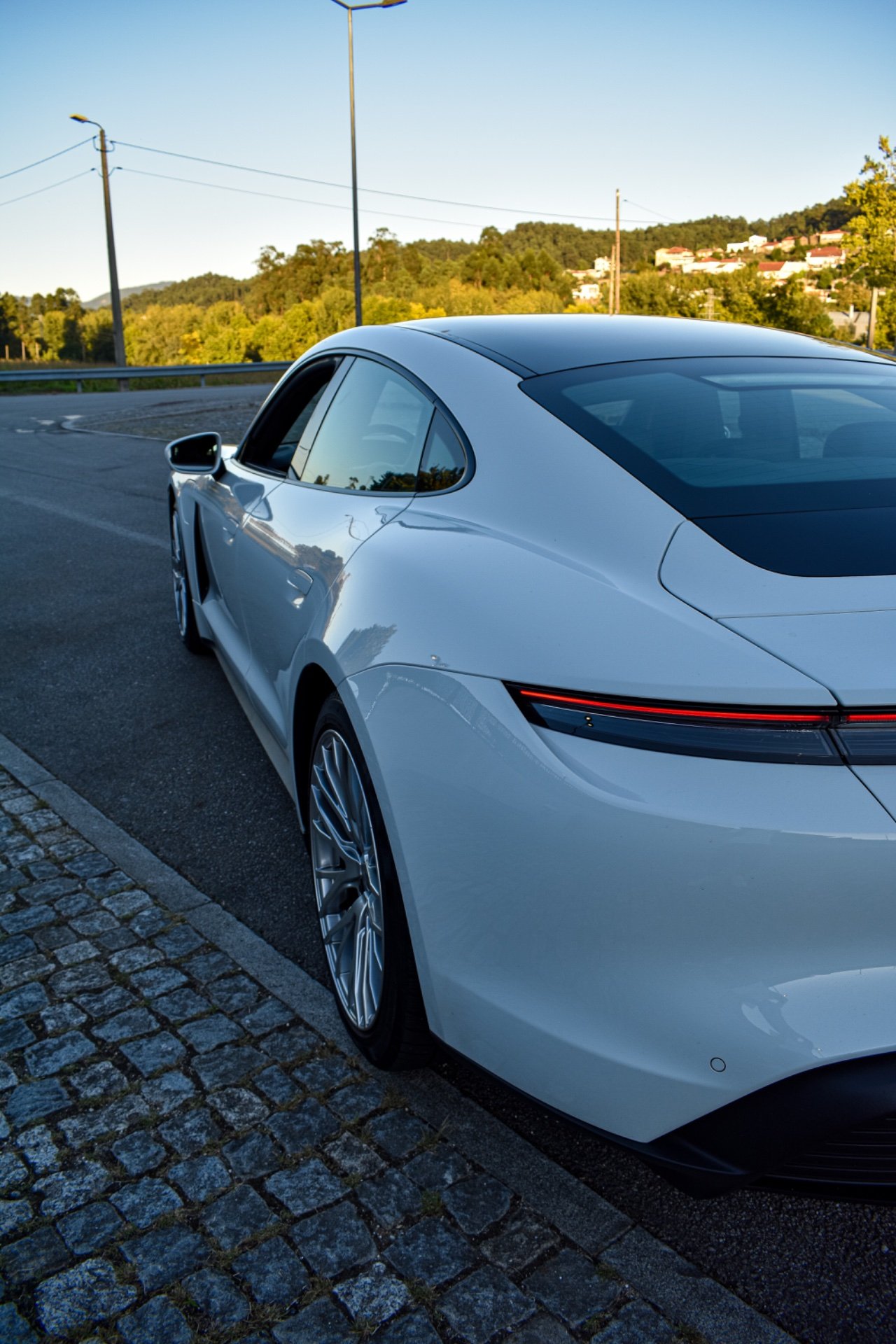 Porsche Taycan 10